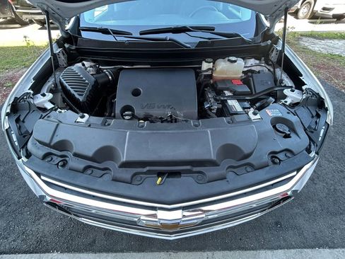 Used 2021 Chevrolet Traverse LT w/ LT Premium Package FWD image 20