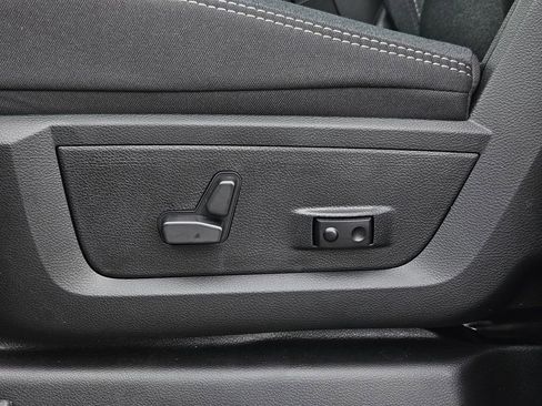 New 2026 RAM 3500 Big Horn image 32