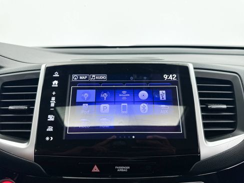 Used 2018 Honda Pilot Elite image 23
