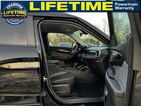 Certified 2025 Chevrolet TrailBlazer LT image 36