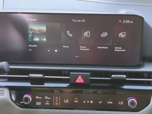 New 2026 Kia Sportage EX image 17