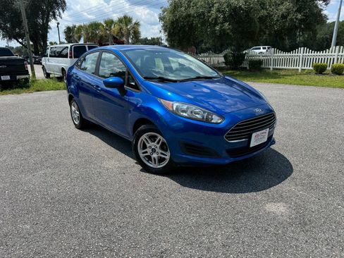 Used 2018 Ford Fiesta SE FWD image 36