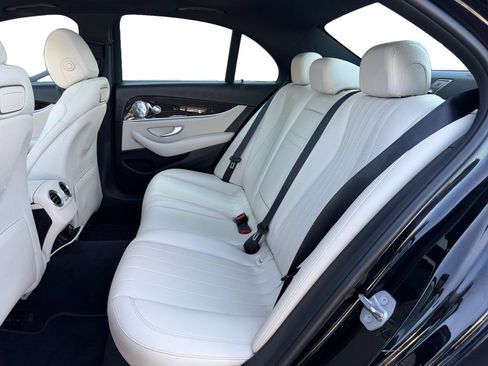 Used 2018 Mercedes-Benz E 300 image 16