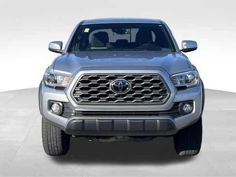 Used 2020 Toyota Tacoma TRD Off-Road image 9