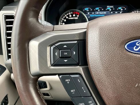 Used 2019 Ford F150 Limited w/ Trailer Tow Package image 10