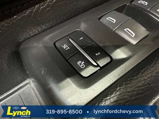 Used 2021 GMC Yukon Denali w/ Denali Premium Package AWD/4WD image 8