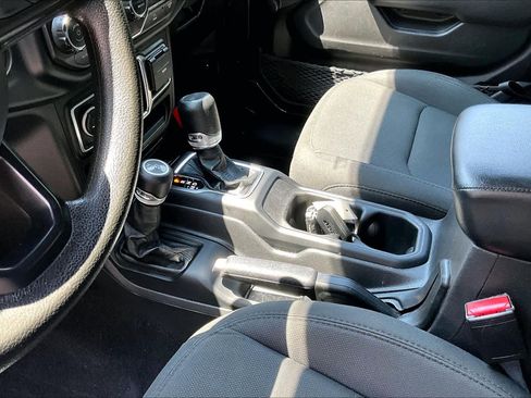 Used 2023 Jeep Wrangler Unlimited Sport AWD/4WD image 17