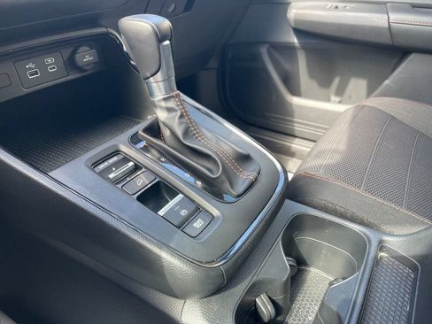 Used 2025 Honda CR-V Sport image 19