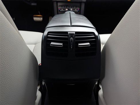 Used 2016 Mercedes-Benz E 350 Sedan w/ Premium Package image 17