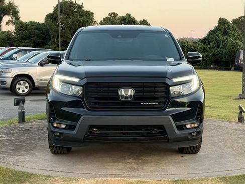Used 2023 Honda Ridgeline Black Edition image 2