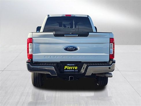 Used 2019 Ford F250 Lariat w/ Lariat Value Package image 5