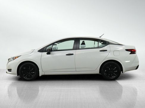 Used 2024 Nissan Versa S w/ Trunk Package FWD image 2