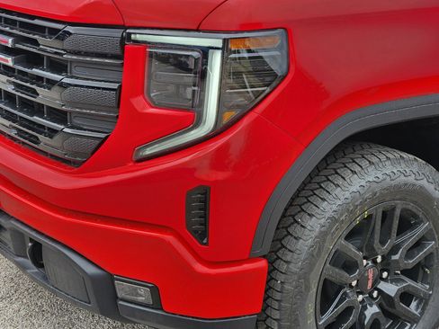 New 2026 GMC Sierra 1500 Elevation w/ Preferred Package RWD image 6