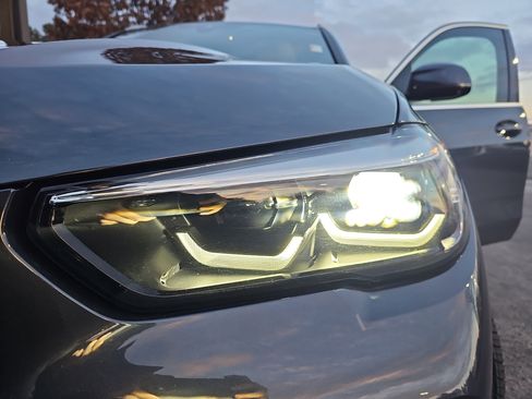 Used 2022 BMW X5 sDrive40i w/ Premium Package image 34