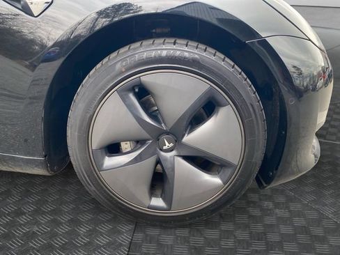 Used 2018 Tesla Model 3 Long Range image 32