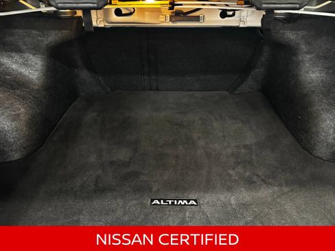 Certified 2025 Nissan Altima 2.5 SV FWD image 38