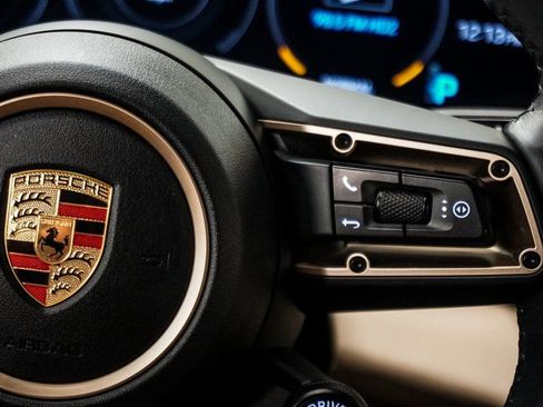 Used 2023 Porsche Taycan 4S w/ Premium Package image 29