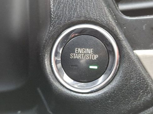 Used 2015 GMC Yukon Denali w/ Open Road Package image 17