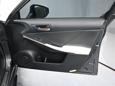 Used 2021 Lexus IS 350 F Sport image 19