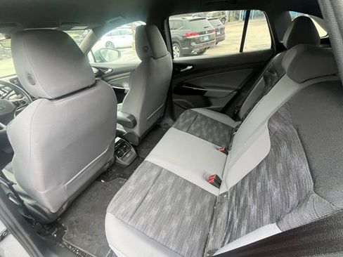 Used 2022 Volkswagen ID.4 Pro image 11