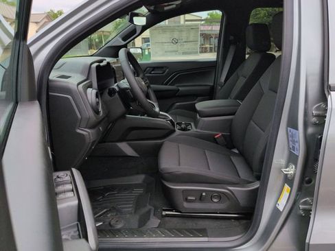 New 2026 Chevrolet Colorado W/T w/ WT Custom Package RWD image 17
