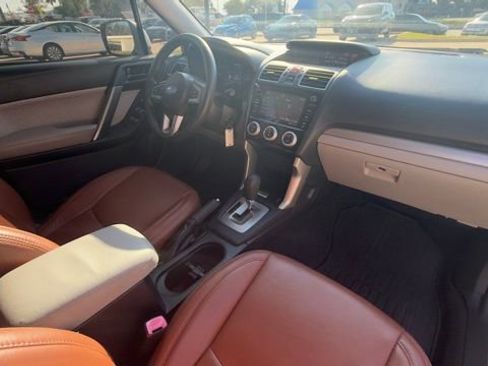 Used 2017 Subaru Forester 2.5i Premium image 15