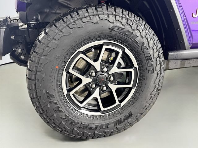 New 2026 Jeep Gladiator Rubicon w/ Safety Group AWD/4WD image 33