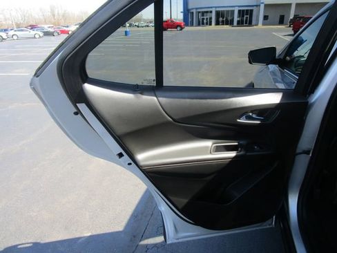 Used 2019 Chevrolet Equinox Premier image 14