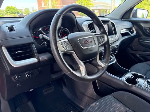 Used 2023 GMC Terrain SLE w/ Driver Convenience Package FWD image 11