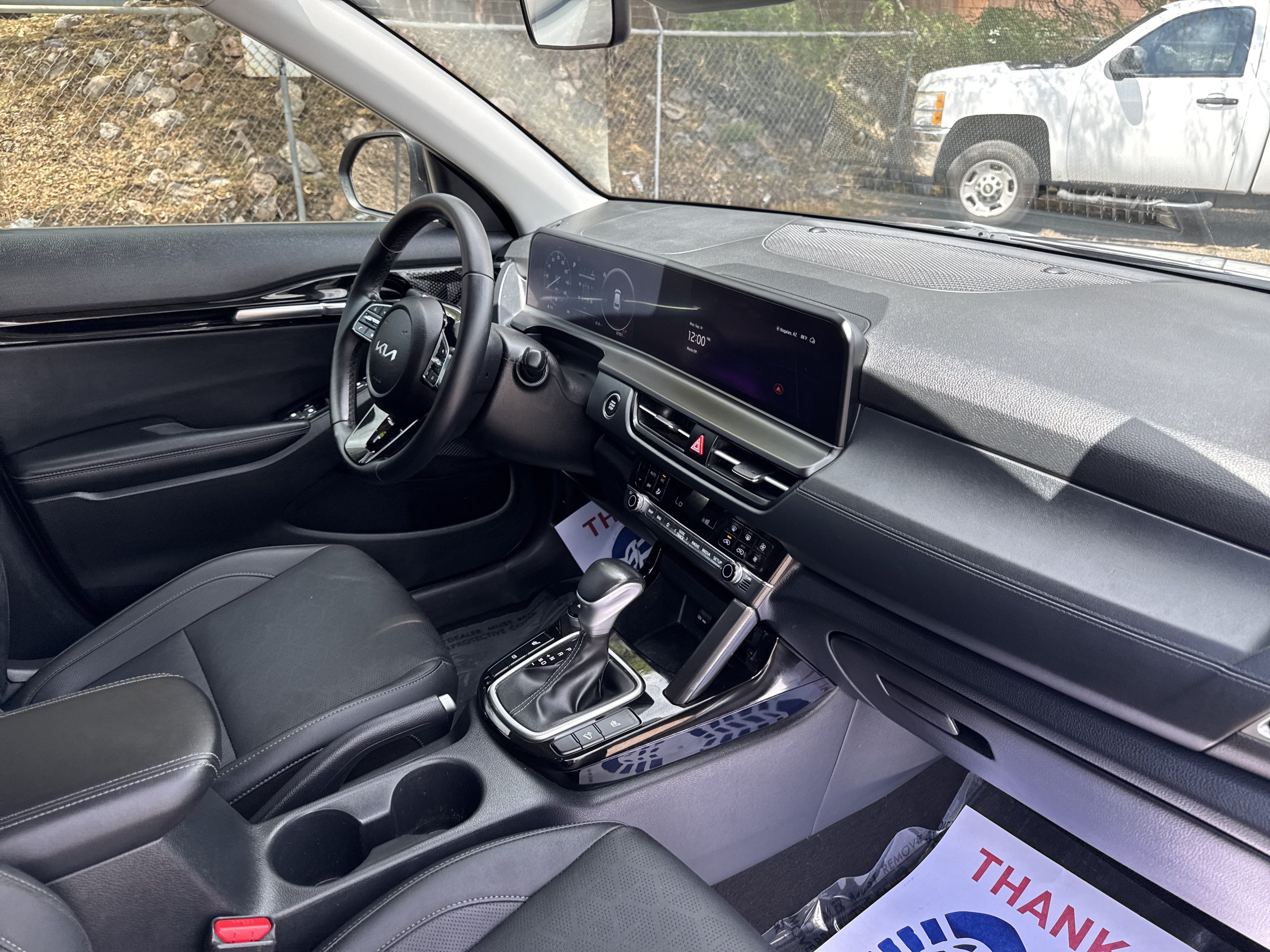 Used 2024 Kia Seltos EX FWD image 13
