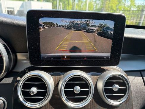 Used 2017 Mercedes-Benz C 300 4MATIC Sedan image 15