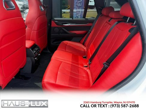 Used 2018 BMW X5 M AWD/4WD image 10