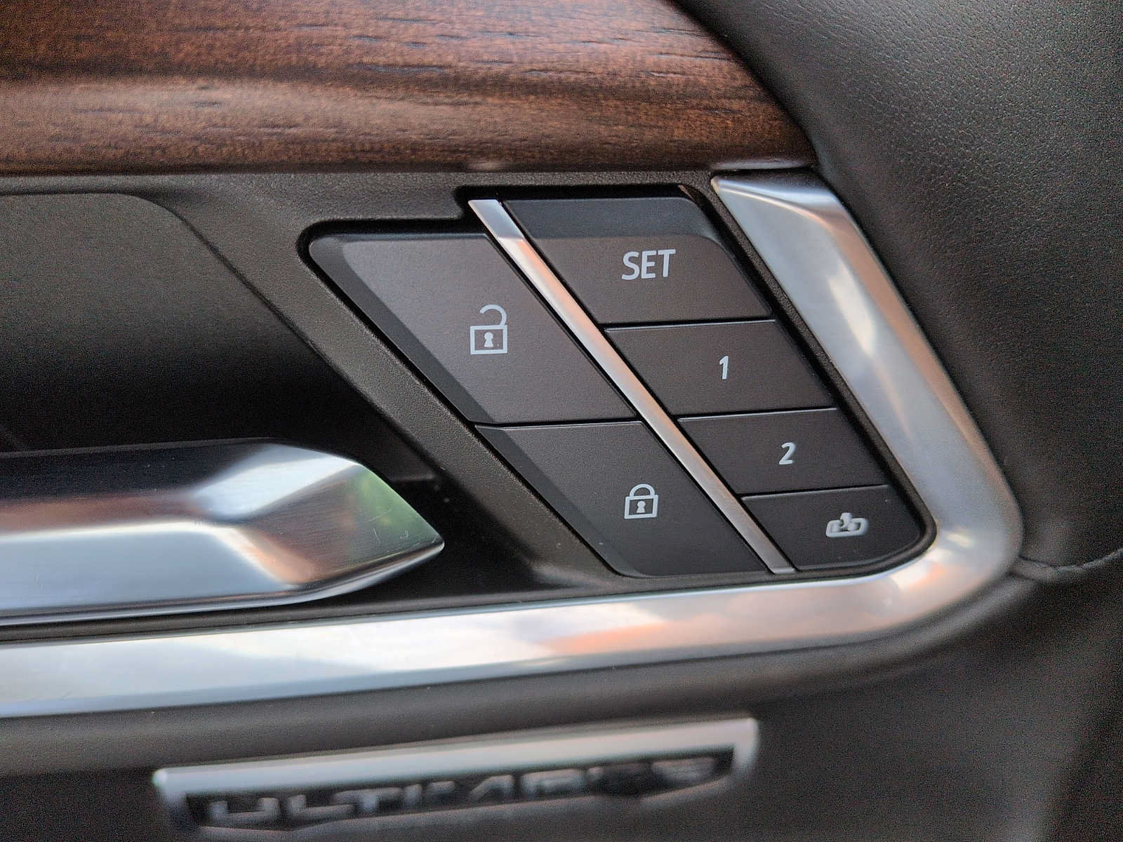 Used 2024 GMC Sierra 1500 Denali Ultimate AWD/4WD image 15