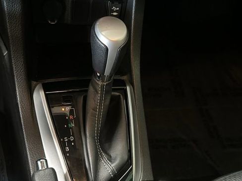 Used 2018 Toyota Corolla LE FWD image 24