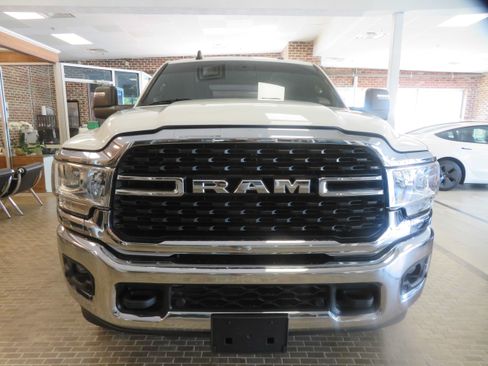 Used 2024 RAM 2500 Big Horn w/ Off Road Package AWD/4WD image 59