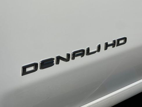 Used 2024 GMC Sierra 2500 Denali w/ Denali Reserve Package image 29