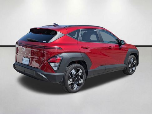 Used 2025 Hyundai Kona SEL FWD image 5