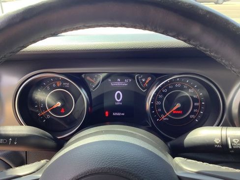 Used 2022 Jeep Gladiator Sport AWD/4WD image 14