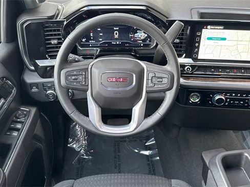 Used 2023 GMC Sierra 1500 Elevation image 16