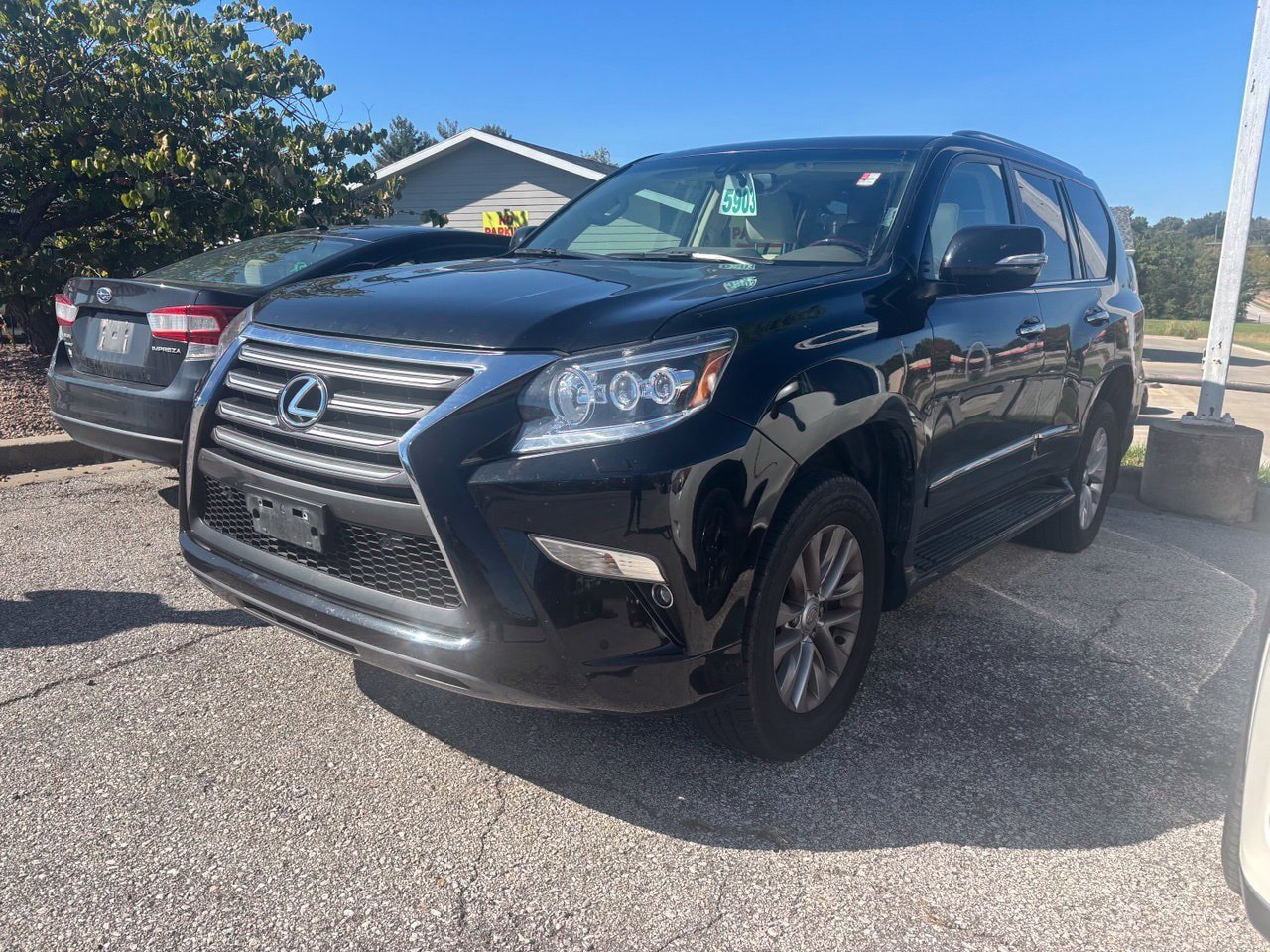 Used 2015 Lexus GX 460 w/ Premium Package AWD/4WD image 2