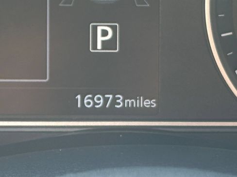 Used 2025 Nissan Versa SV FWD image 44