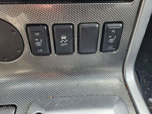 Used 2012 Nissan Pathfinder Silver image 17