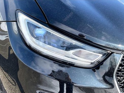 Used 2024 Chrysler Pacifica Touring-L image 29