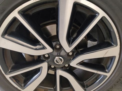 Used 2020 Nissan Rogue SL AWD/4WD image 31