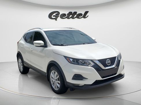 Used 2021 Nissan Rogue Sport SV FWD image 3