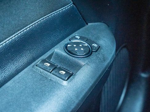 Used 2018 Ford Mustang GT RWD image 25