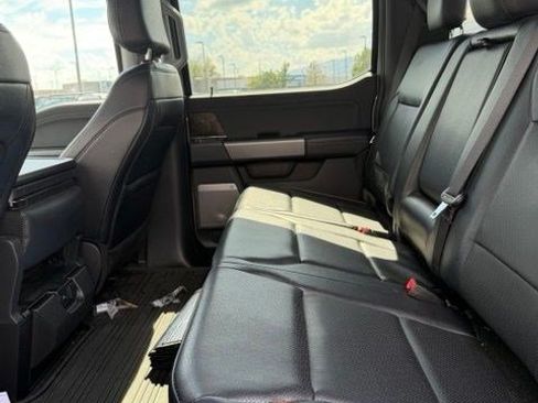Used 2025 Ford F350 Lariat w/ Black Appearance Package AWD/4WD image 15