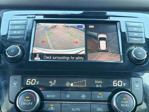 Used 2019 Nissan Rogue SL w/ Premium Package image 33