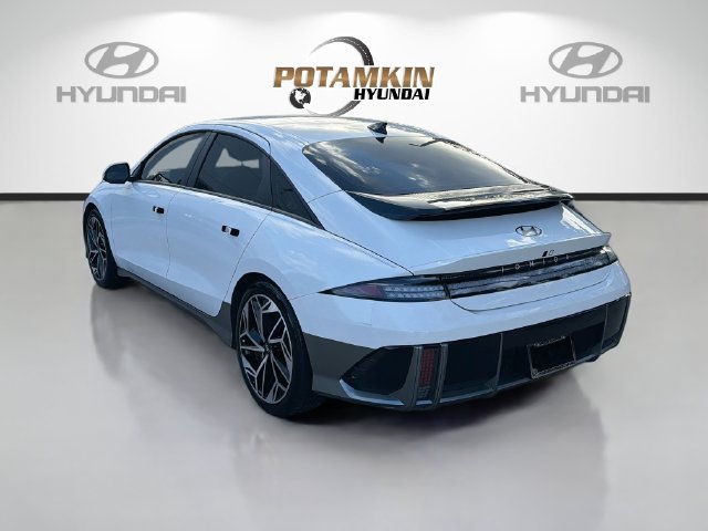 Used 2024 Hyundai Ioniq 6 SEL RWD image 7
