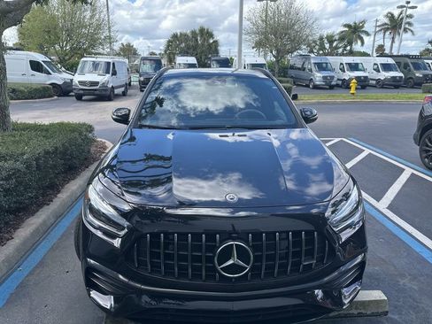 Used 2023 Mercedes-Benz GLA 35 AMG 4MATIC image 2